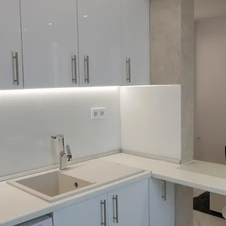Coral With Free Private Parking Of Stayinthess Apartamento *