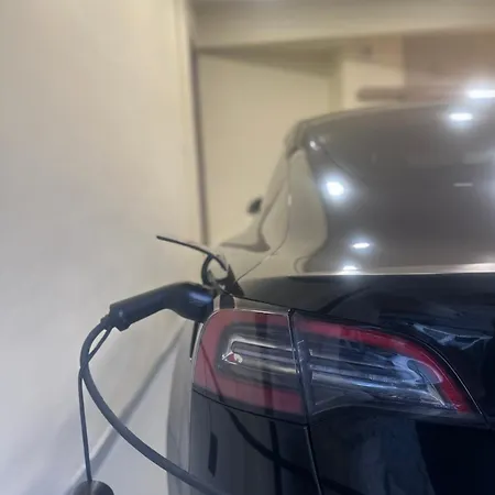 Appartamento Coral With Free Private Parking Of Stayinthess