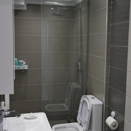 Coral With Free Private Parking Of Stayinthess Selanik