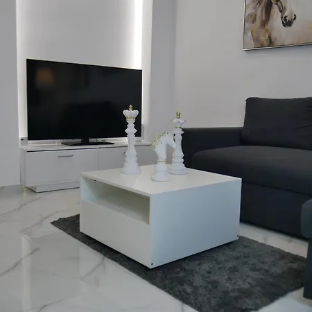 Coral With Free Private Parking Of Stayinthess Appartamento *