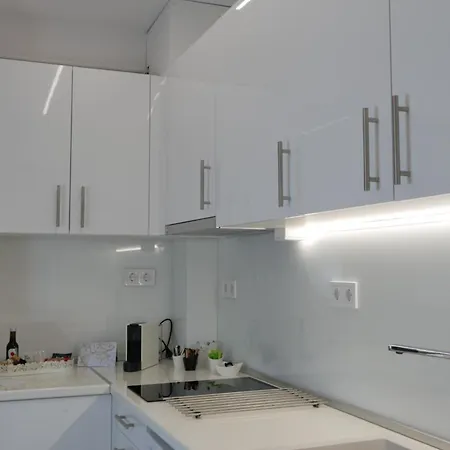 Coral With Free Private Parking Of Stayinthess Appartamento Salonicco