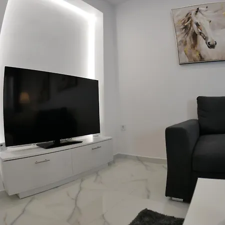 Lejlighed Coral With Free Private Parking Of Stayinthess *